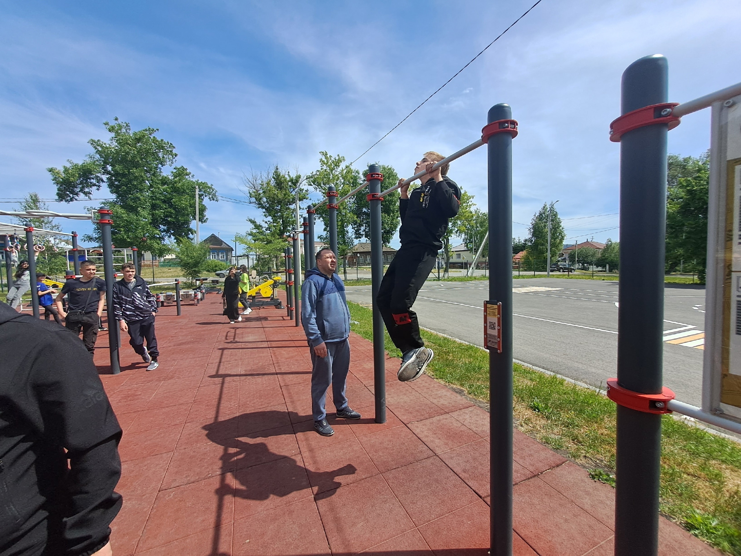 Лето — не время сидеть дома!.