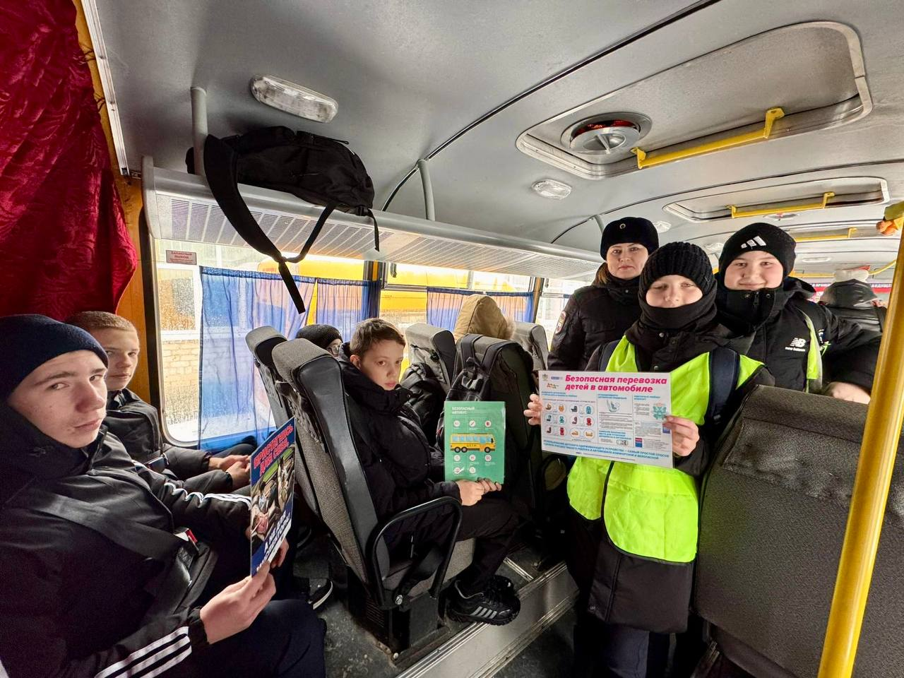 🚦🚌Урок дорожной безопасности в салоне школьного автобуса.