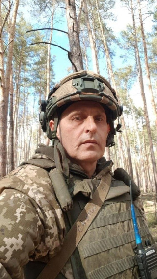 Александр Кузнецов за проявленный героизм награжден Орденом Мужества и удостоен медали «За отвагу». Александр Кузнецов за проявленный героизм награжден Орденом Мужества и удостоен медали «За отвагу».